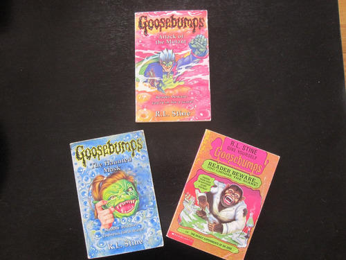 Lote 2 Libros Ingles Goosebumps Scholastic's Juvenil Terror