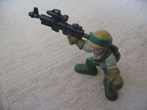 2007 Hasbro Star Wars Galactic Heroes Endor Rebel Trooper (Usado)