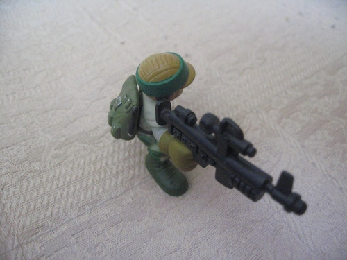2007 Hasbro Star Wars Galactic Heroes Endor Rebel Trooper (Usado)