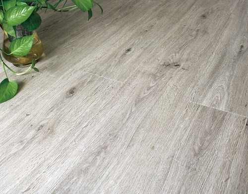 Pisos Vinílicos De Alto Transito Impermeables De 5 Mm De Esp