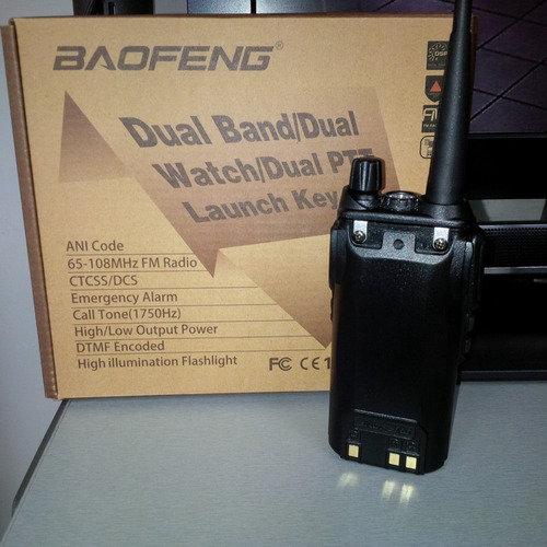 Baofeng Radio Uv-82 Dual Band Vhf 136/174- Uhf 400/520 Mhz