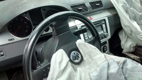 Sucata Vw Passat 2.0 Turbo Fsi Sedan Bartolomeu Peças