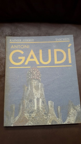 Antoni Gaudi. Taschen (50) (Usado)