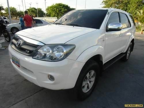 Stop De Guardafango Fortuner 2006-2008 Original Toyota