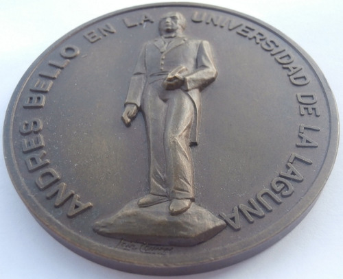Imagen 1 de 2 de Dificil Medalla Andres Bello 1976