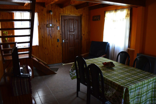 Imagen 2 de 14 de Cabaña En Bariloche Con Costa Al Lago Nahuel Huapi (turismo)