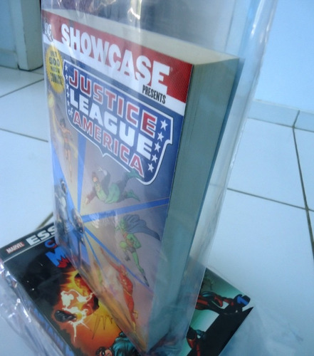 Justice League Of America Vol. 1, 566 Páginas, Importada