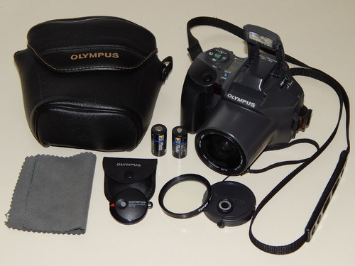 Olimpus Is 10 Dlx Reflex Automatica 35mm Zoom 28 - 110mm 4x