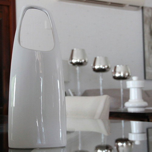 Imagem 6 de 6 de Vaso Em Cerâmica Com Alça Estilo Bolsa Grande Branco - Bu092