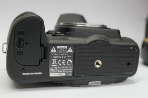 Imagen 3 de 6 de Camara Fujifilm S5 Pro Es Una Nikon D200 Nueva!! Lvbp13