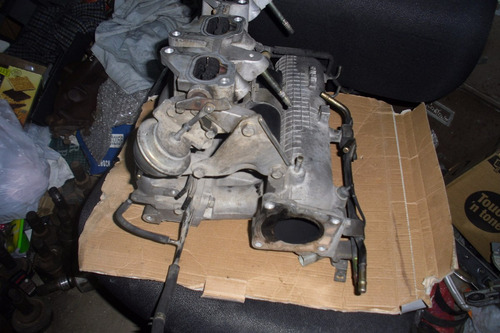 Vendo Multiple Admision De Nissan B15 (Usado)