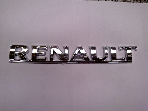 Insignia Porton Renault Sandero  Cromada