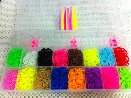 Rainbow Loom Pulseira - Tear + Refil 3200 Elásticos + Maleta