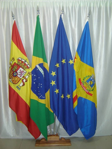 Imagem 3 de 4 de Bandeira Oficial Municipio Itajaí Santa Catarina 1,28 X 90 M