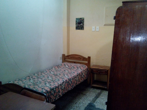 Hotel Familiar Habitaciones Villa Del Parque C.a.b.a