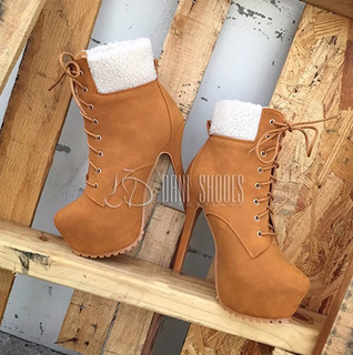 bota feminina timberland salto alto