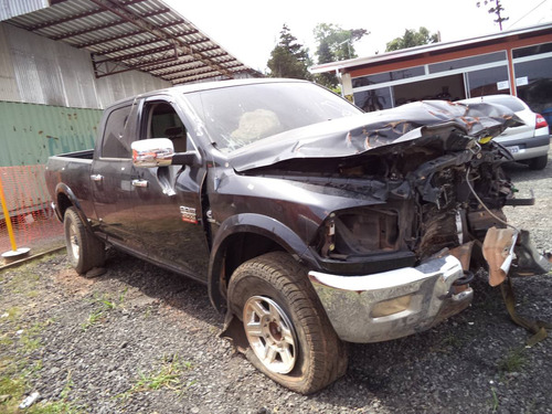 Imagem 4 de 8 de Sucata Peças Dodge Ram 6.7 4x4 6cc Diesel 2012