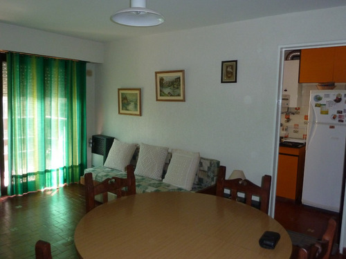 Imagen 2 de 11 de Departamento Frente A La Playa En Pinamar - 2 Ambientes
