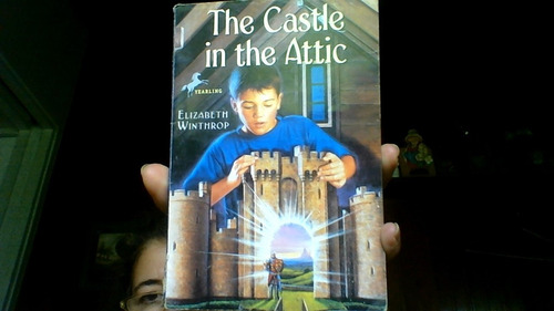 The Castle In The Attic-yearling- Elizabeth Winthrop