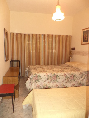 Imagen 4 de 12 de Vendo Departamento Mar Del Tuyú Centro Cerca Del Mar
