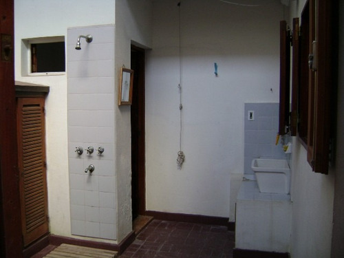 Imagen 8 de 11 de Duplex De 3 Dormitorios 2 Baños, Cochera Interna, Tv Cable