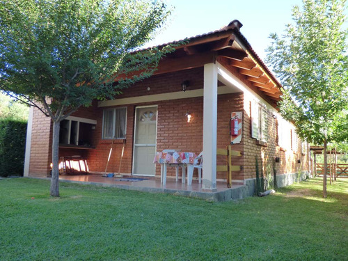 Imagen 7 de 14 de Alquiler De Cabaña En Mina Clavero - El Duende Azul -pileta