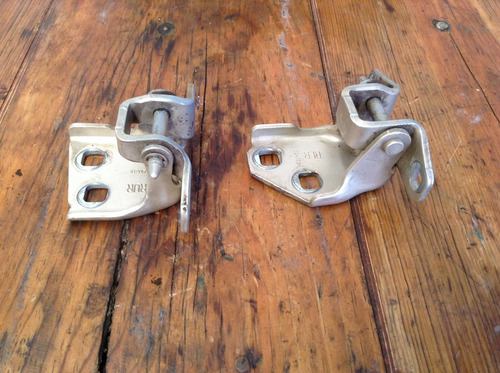 Bisagras De Puerta Trasera Derecha Cirrus Stratus 95-00 Oem