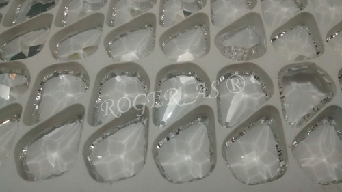 Imagem 4 de 6 de 10 Cristais Asfour Placa Bacalhau 3,8 Cm Para Lustres