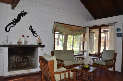 Imagen 5 de 12 de Casa 8 Personas En Complejo Solanas - Punta Del Este