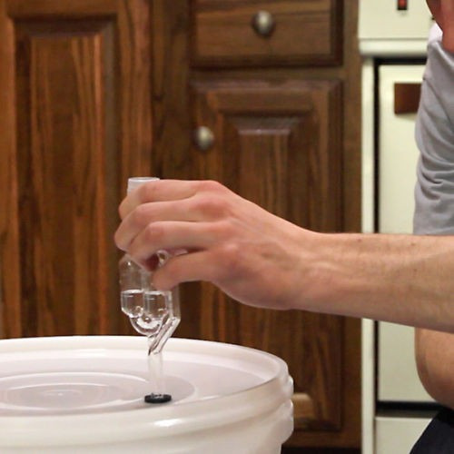 Valvula Air Lock Co2 Para Fermentador De Cerveza Y Alcohol $