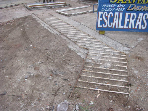 Baranda Escalera Hierro Antigua