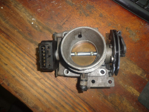 Vendo Cuerpo De Aceleracion De Volvo Modelo 460, Año 1992