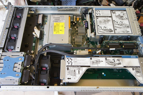 Servidor Hp Proliant Dl385 G5 Quad 2,1gh 1hd 73gb 16gb Nº54
