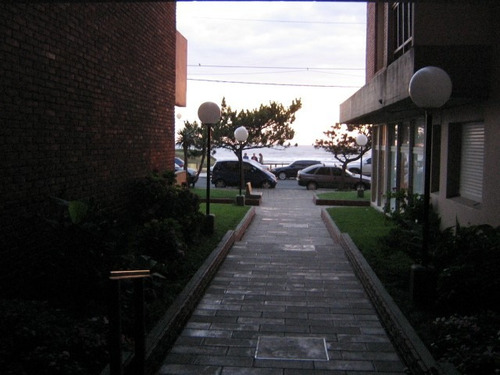 Imagen 2 de 29 de Departamento Mar De Ajó Frente Al Mar(pleno Centro)costanera