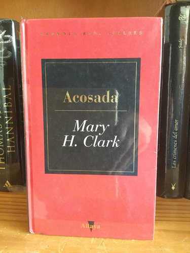 Acosada Mary Clark Higgins