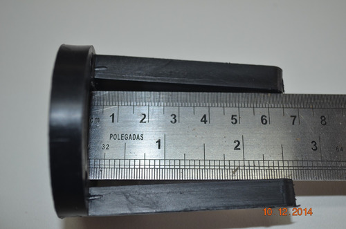 Imagem 4 de 5 de 2 Montantes Em Nylon Para Motor Glow .40/.52 E Gasolina 9cc