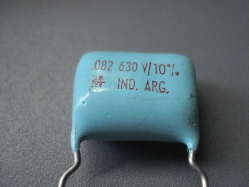 .082 X 630 Volt  Capacitor Poliester Marca Mallory