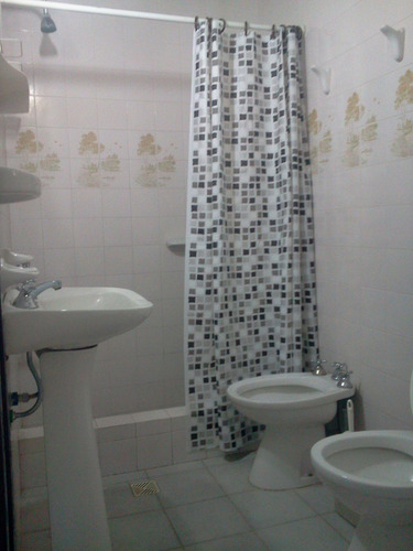 Imagen 6 de 14 de Departamento Tipo Ph 2 Amb Frente Al Mar Playas Del Sur - Parilla - Wifi - Tv Cable - Microondas - Todo Equipado A Full