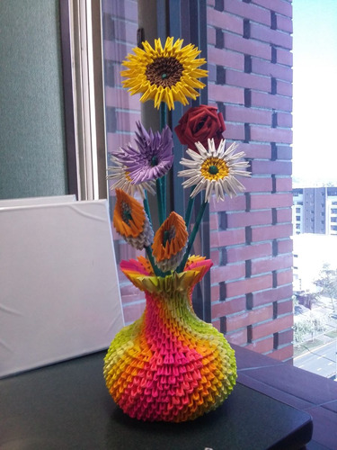 Florero Multicolor En Origami 3d