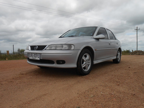 Chevrolet Vectra 2.2 Cd 16v. Excelente Estado General
