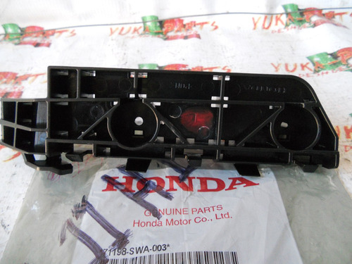 6827-16 Guia Fascia Delantera Izq Honda Crv