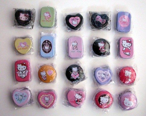 Hello Kitty Cofresitos De Colección Panini