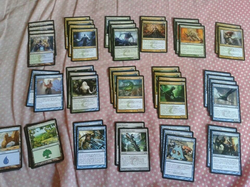 Excelente Deck De Magic Com Habilidade De Evoluir