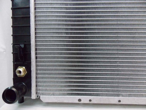 Radiador De Lincoln Mark Lt 5.4l V8 2005 - 2008 Nuevo!!!