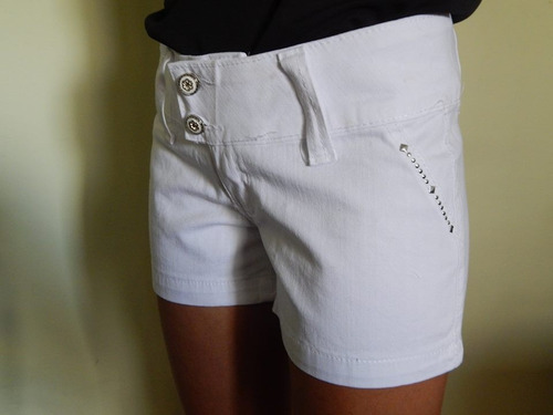 Short Branco Excelente Qualidade Direto Da Fábrica Promoção