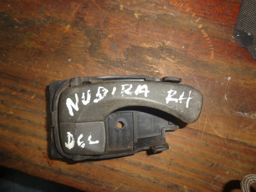 Vendo Manigueta Delantera Derecha De Daewoo Nubira Año 2000