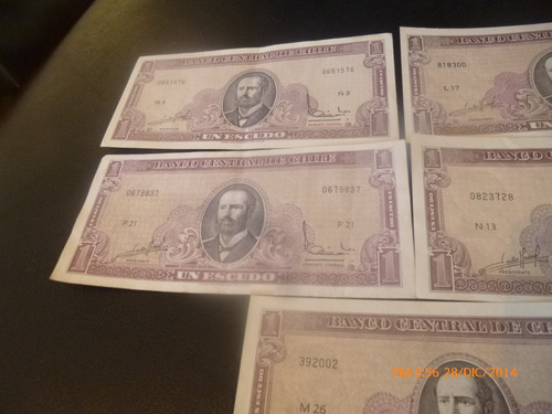 5 Billetes De 1 Escudo Massad Ibañez Distinta Serie (c-2-12