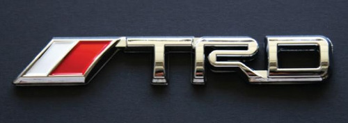 Imagen 2 de 6 de Emblema Trd Con Cinta Adhesiva
