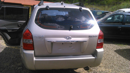 Imagem 12 de 14 de Sucata Hyundai Tucson Gls 2.016v Autom. Gas. - Rs Auto Peças