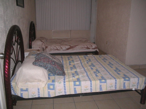 Imagen 11 de 11 de Teques Zona Dorada Vista Al Lago $2,500 La Noche 16 Personas